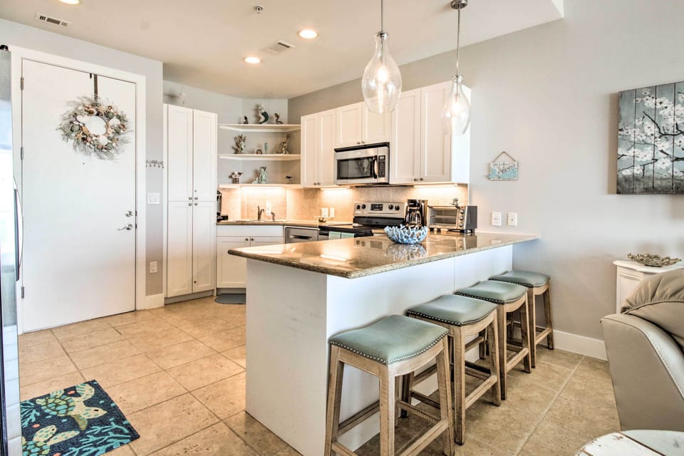 Kitchen | Cooking Basics | Bar Seating