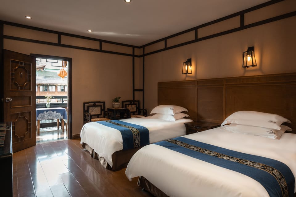 City Twin Room | Egyptian cotton sheets, premium bedding, down comforters