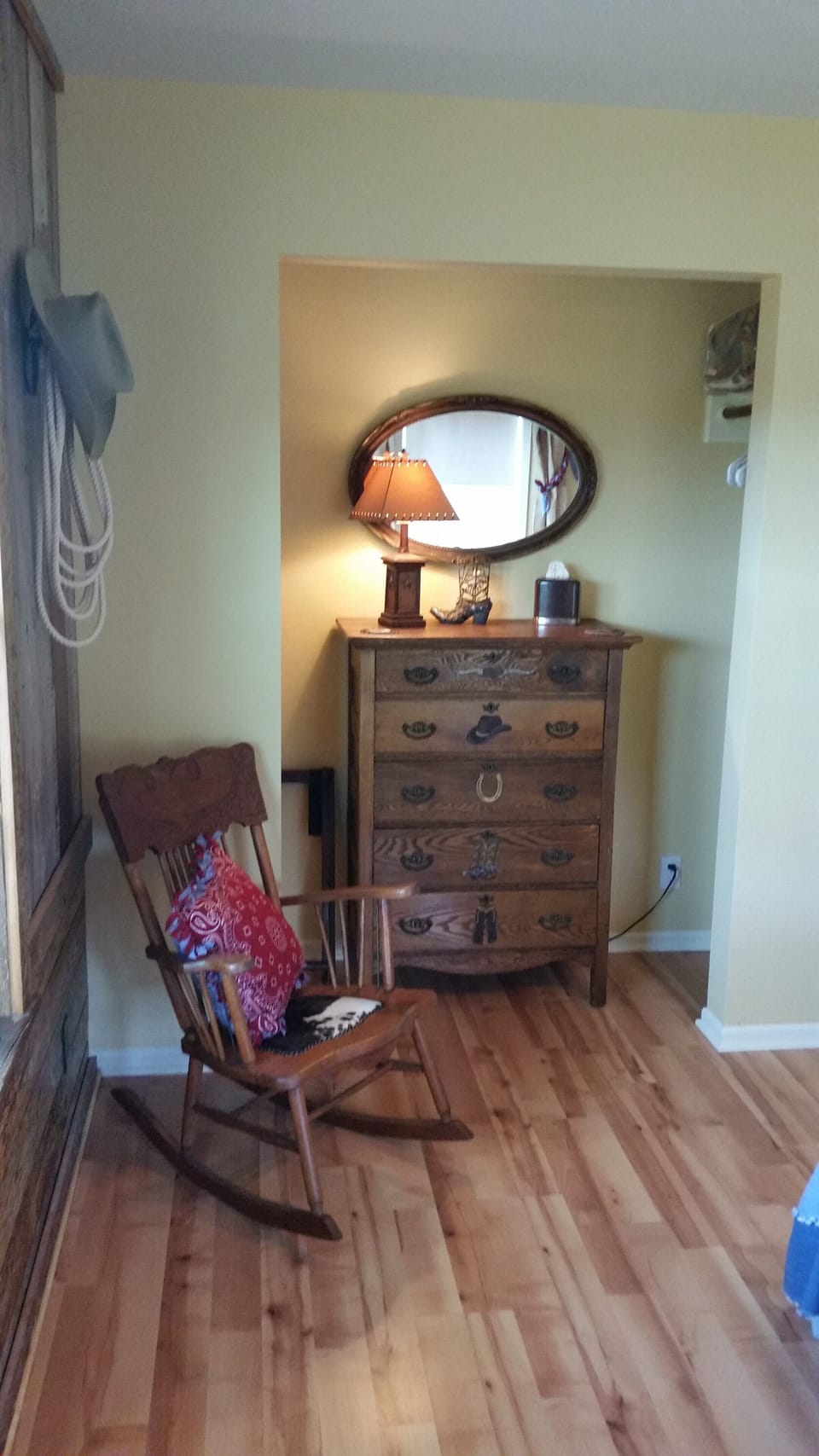 Cowboy Room closet and dresser area