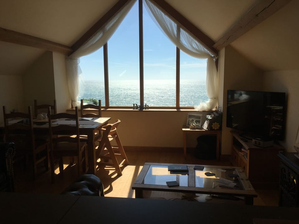 Luxury Cottage | Beach/ocean view