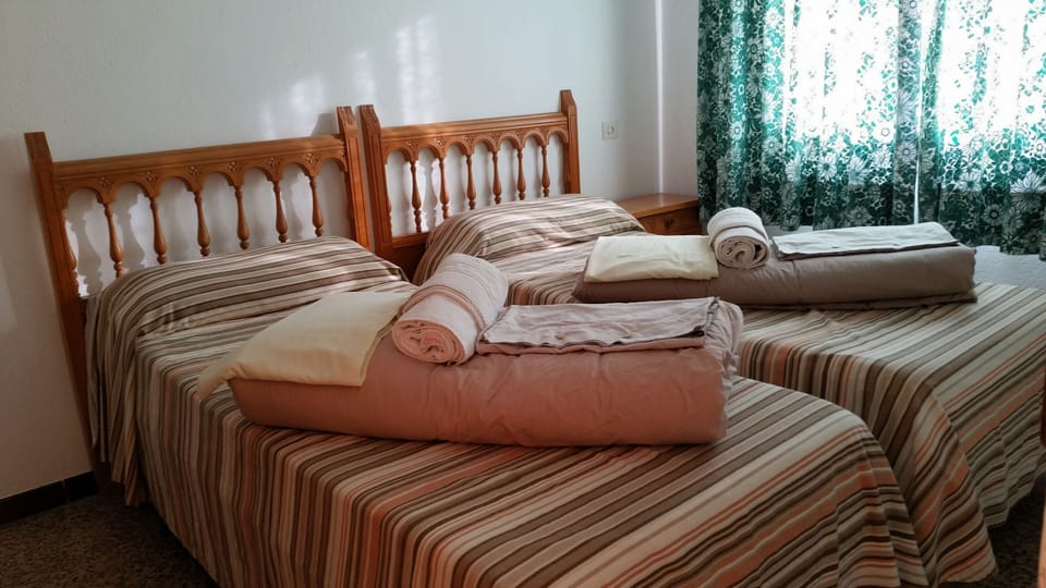 Apartment, 2 Bedrooms | 2 bedrooms, cribs/infant beds, bed sheets