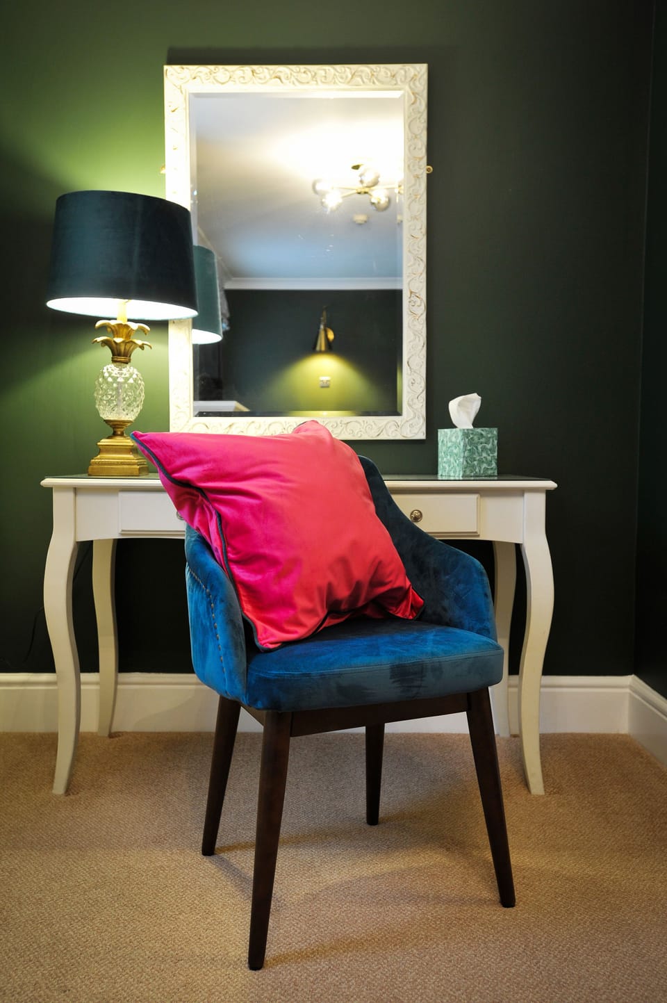 King Suite | Premium bedding, individually decorated, individually furnished, desk