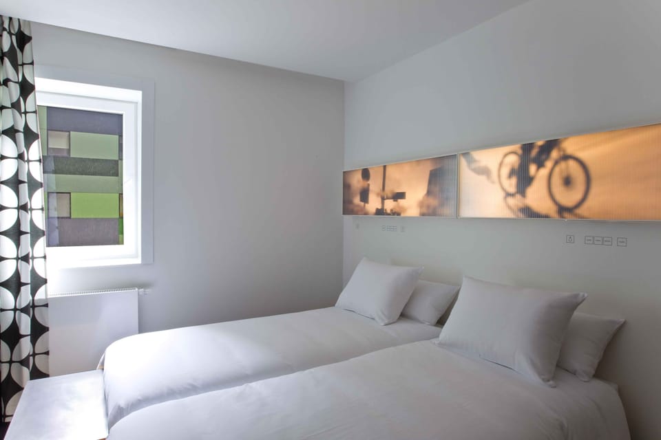 Down comforters, in-room safe, individually decorated