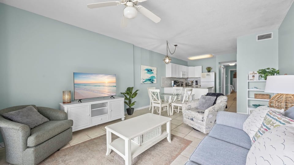 Caribbean 402 - Living area