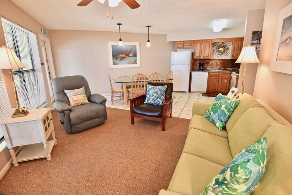 Sandpiper 5A Living Room