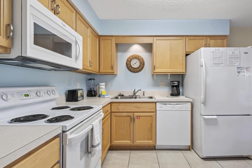 Sandpiper 11B Kitchen Area