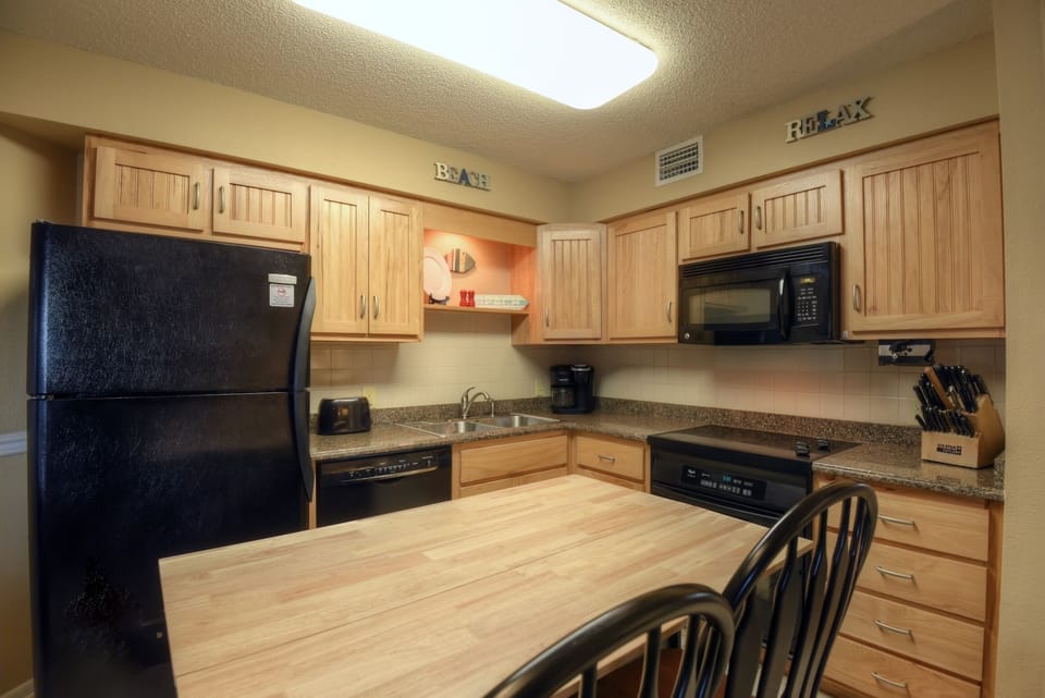 Sandpiper 2C Kitchen Area