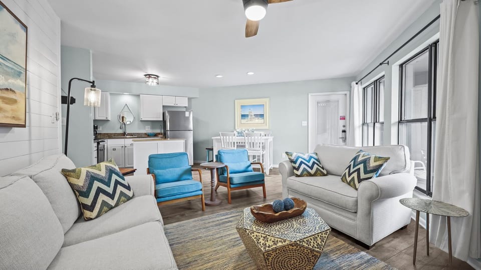 Sandpiper 10C - Living area