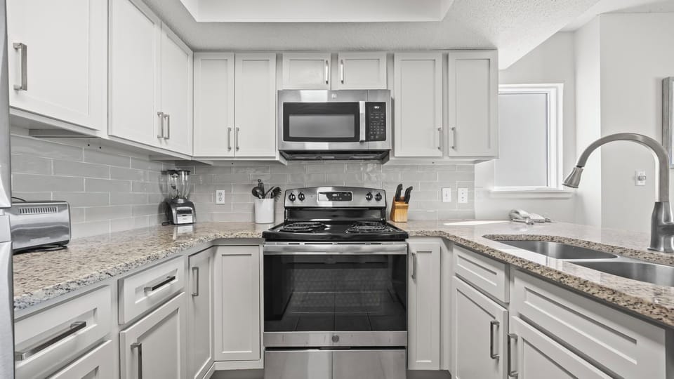 Seacrest 601 - Kitchen
