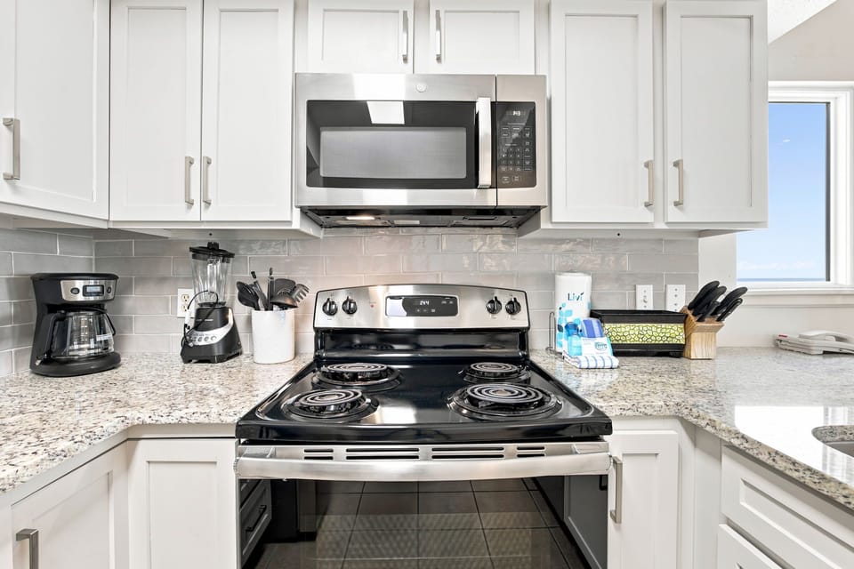 Seacrest 601 - Kitchen