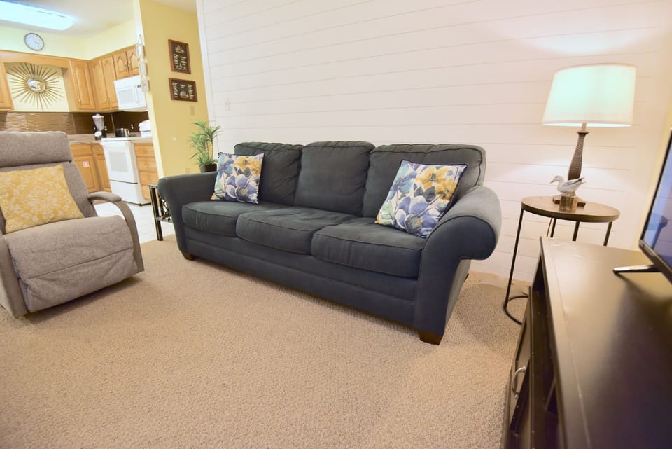 Sandpiper 4A Living Room