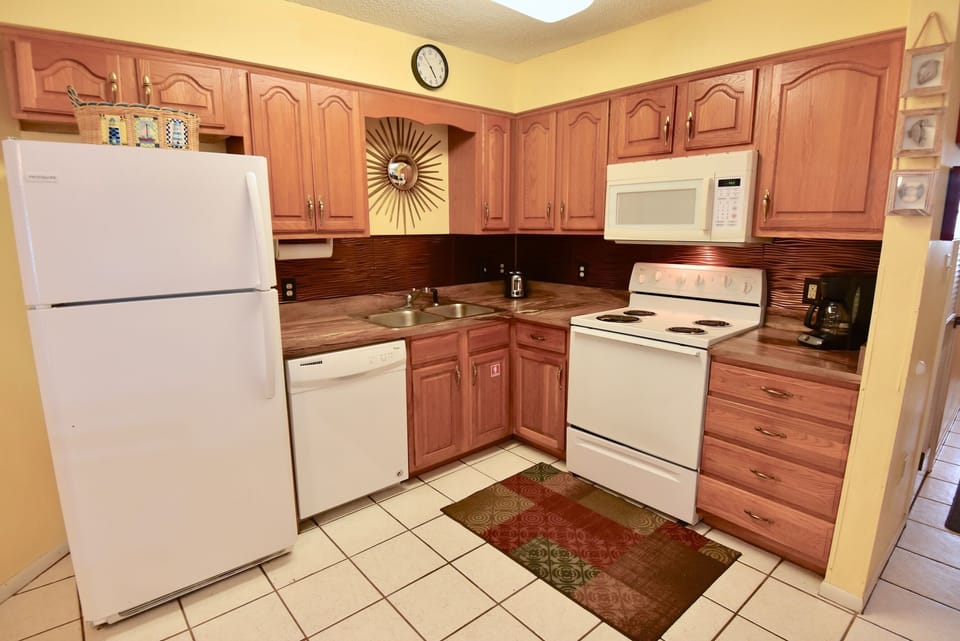 Sandpiper 4A Kitchen