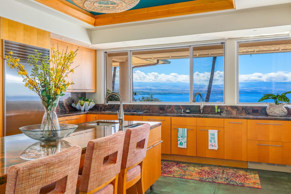 Make every meal with a view!