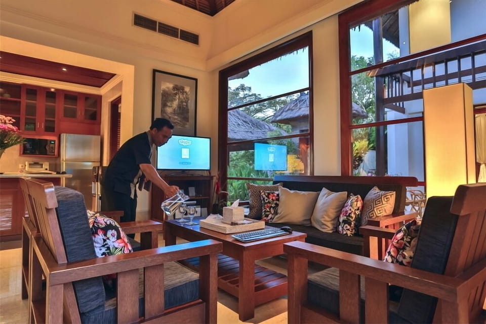 3 Bed Luxury Villa in Karma Jimbaran;