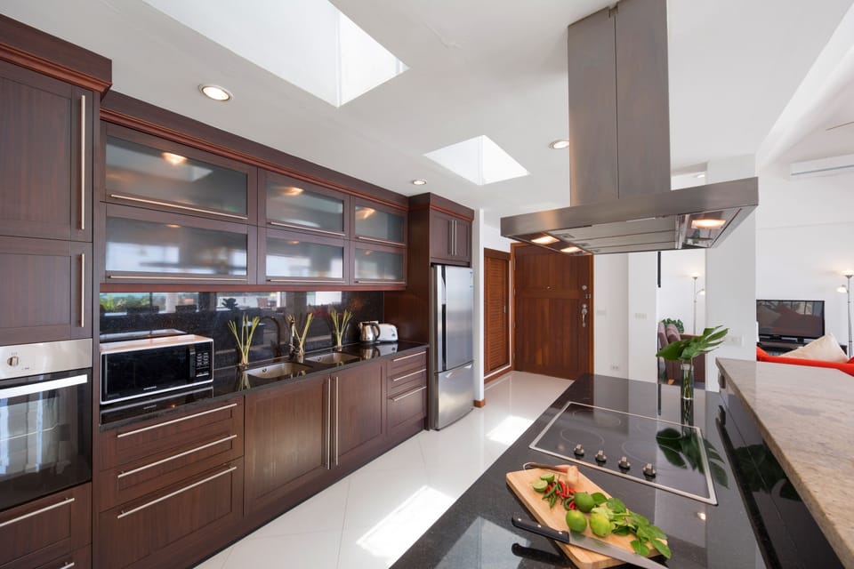 Sunny Banks: 4 Bed Sea View Villa
