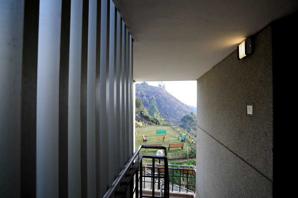 Executive Cottage, Valley View | Garden view