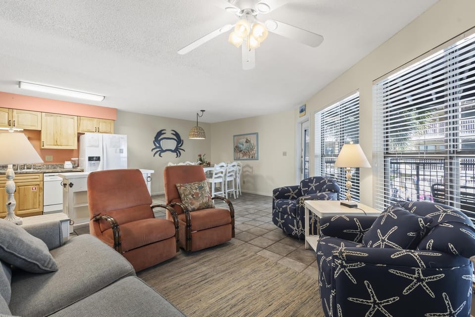 Sandpiper 14A Living Area