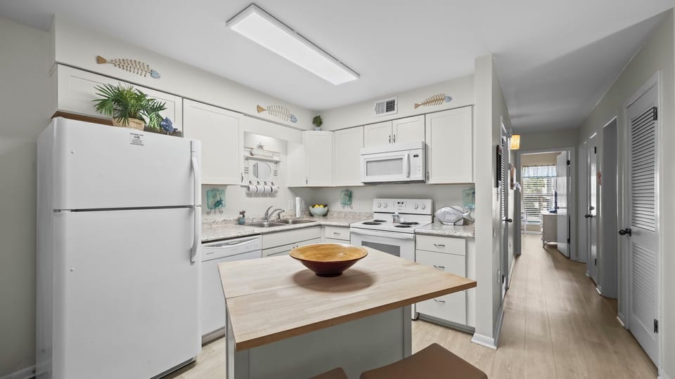 Sandpiper 3A - Kitchen area