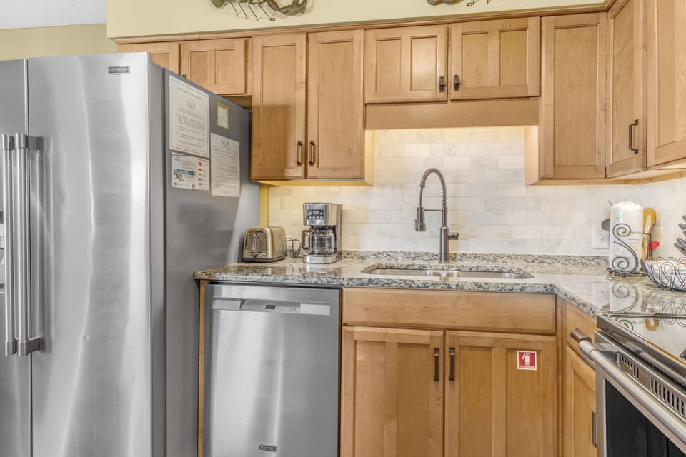 Sandpiper 6C Kitchen Area