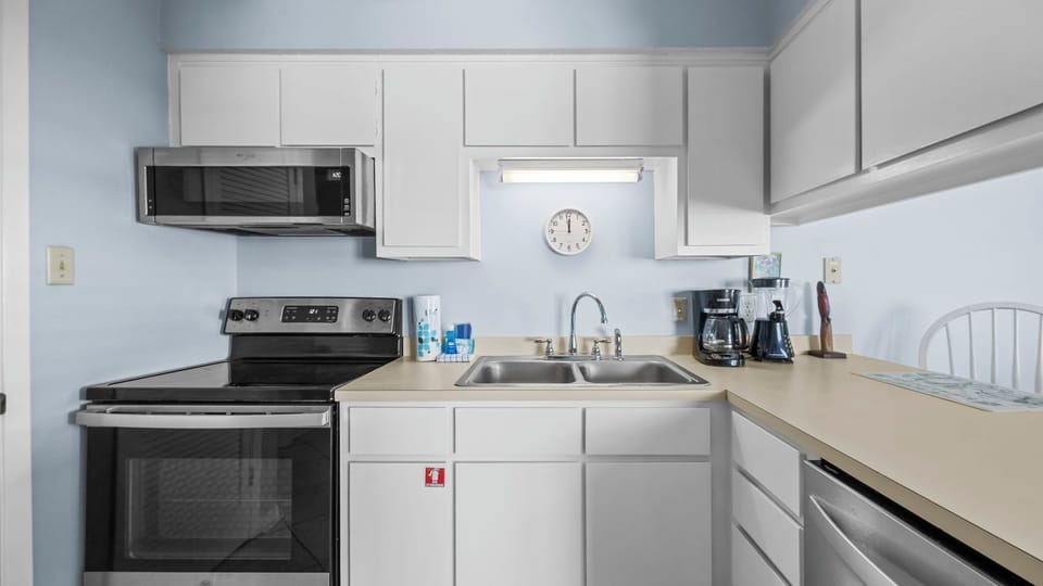 Sunchase 310 Fully equipped kitchen