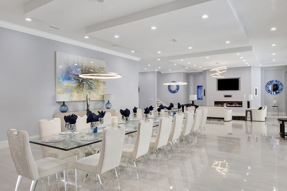 This dining room features seating for 20 people (Fireplace not allowed for guest use)