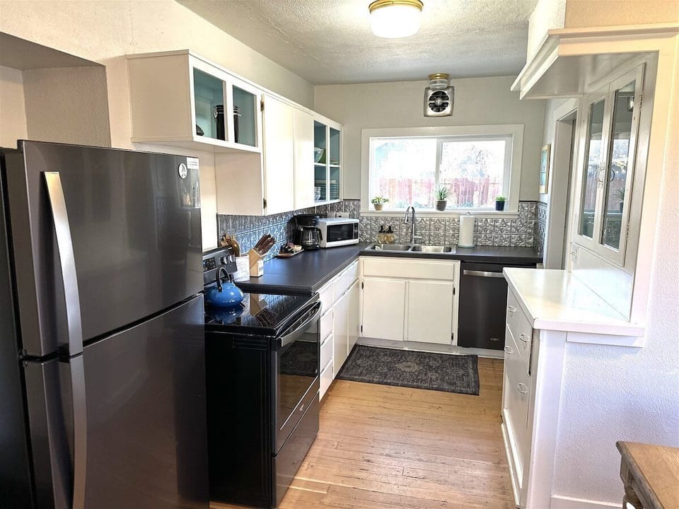 Gourmet Kitchen