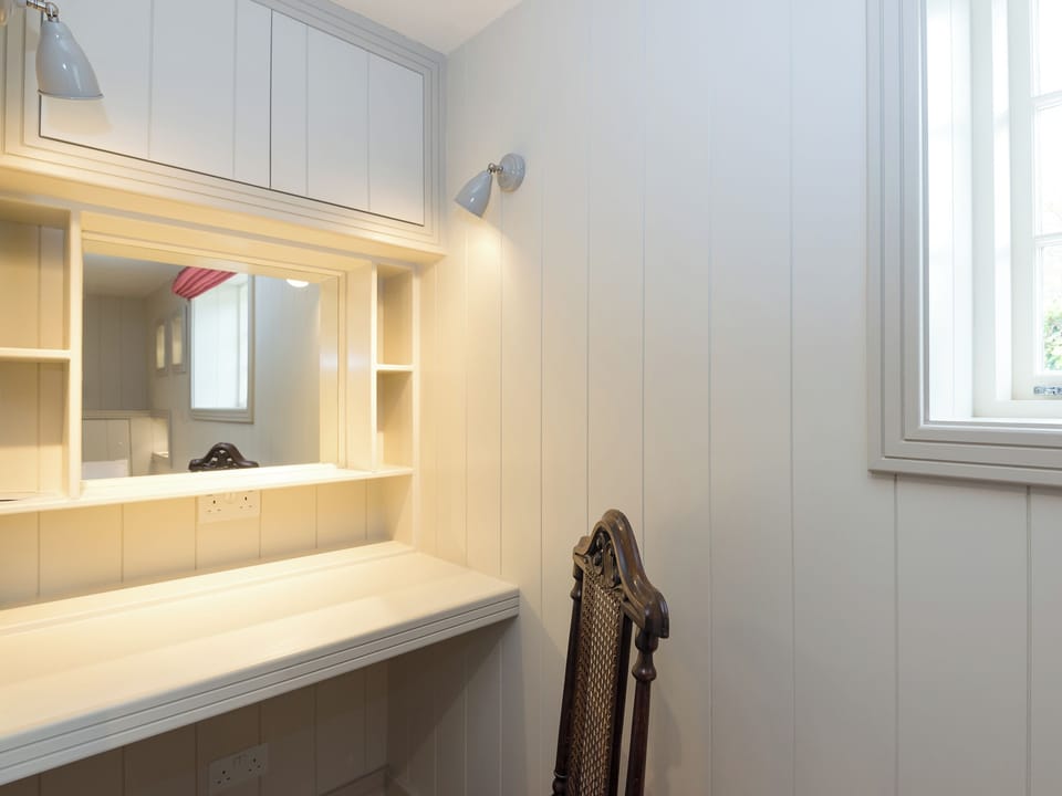 Twin bedroom | The Old Surgery, Singleton, near Midhurst