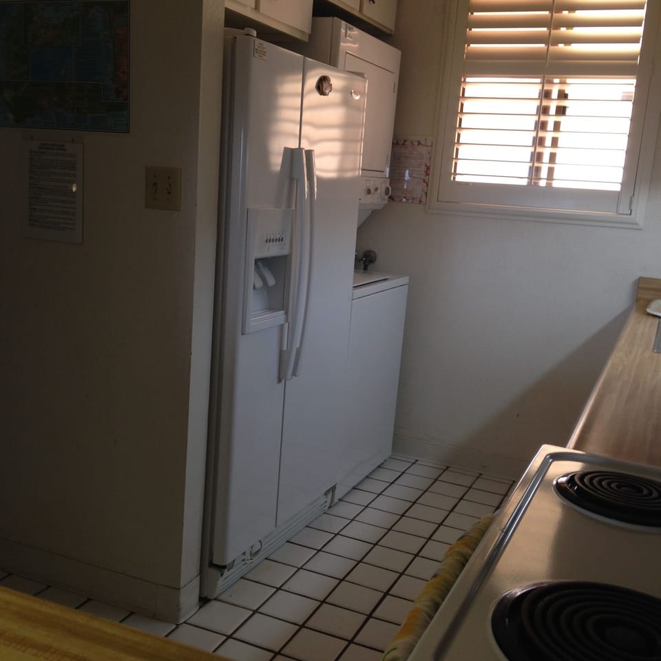 #403 kitchen