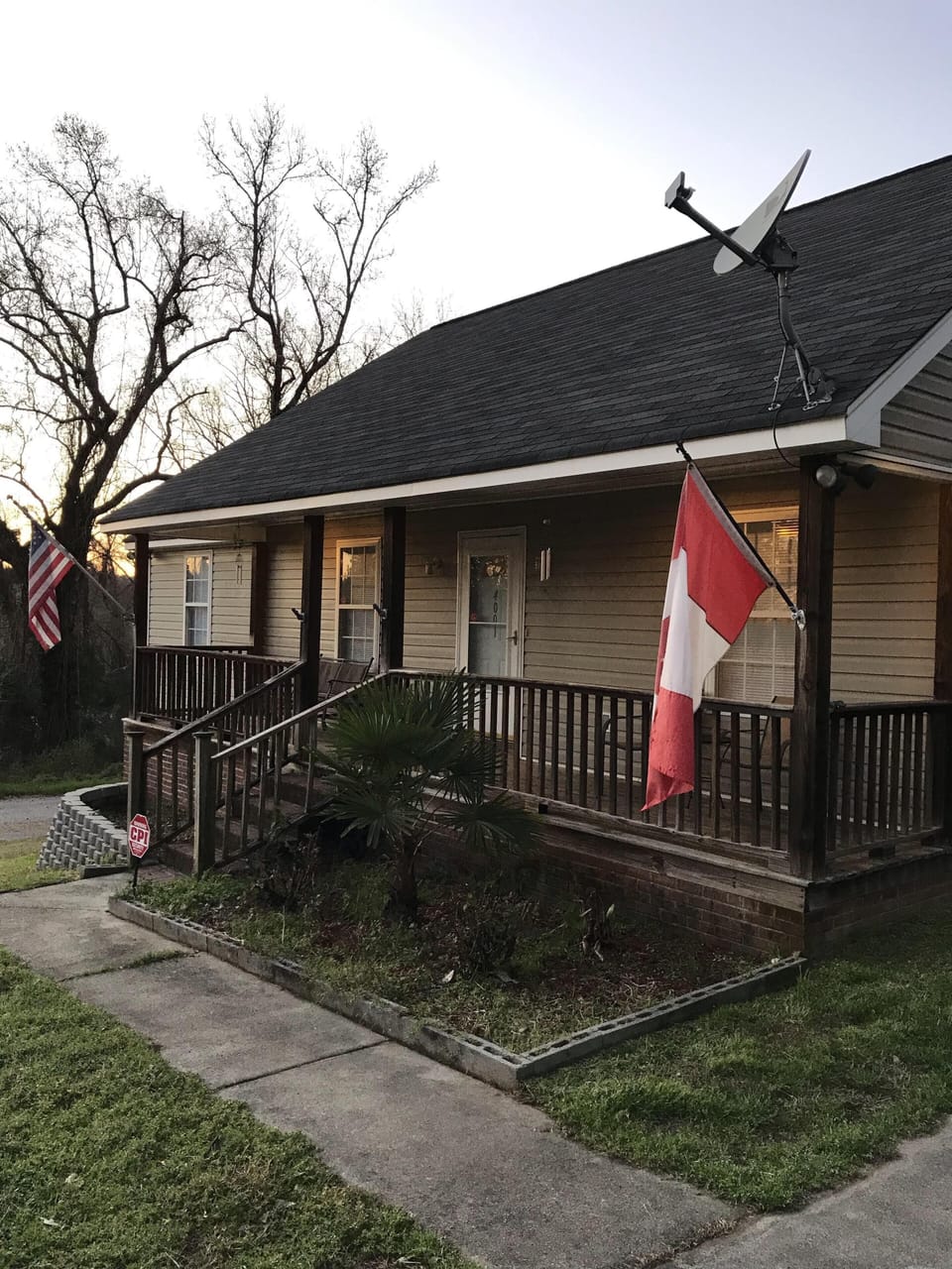 Canal Riverfront Getaway!