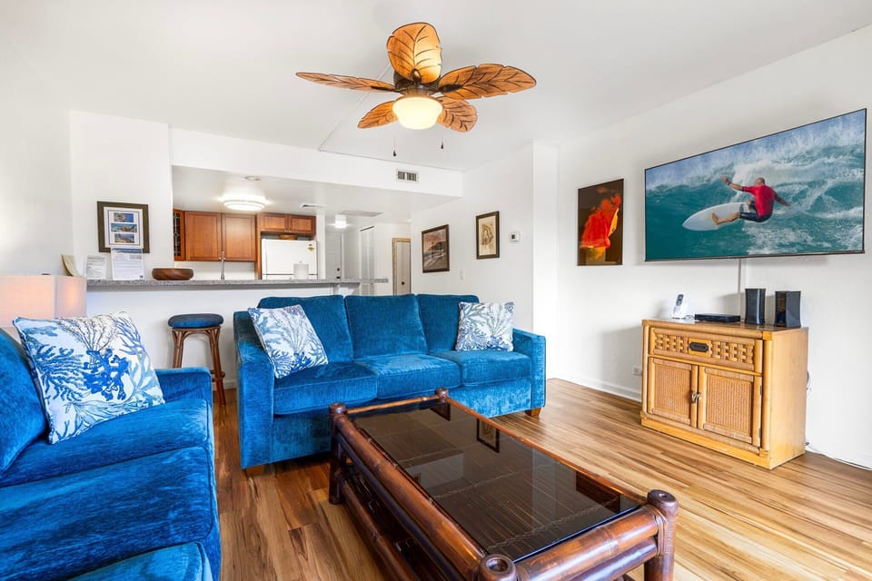 Living Room Open to Kitchen