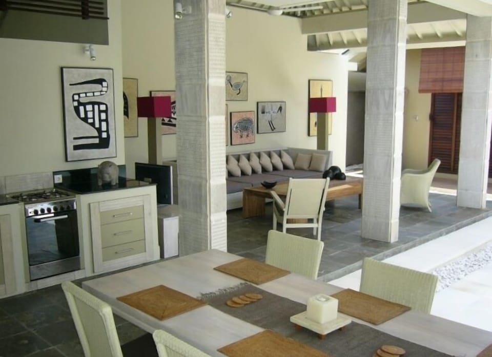 Dining Room, Kitchen & Living Room view