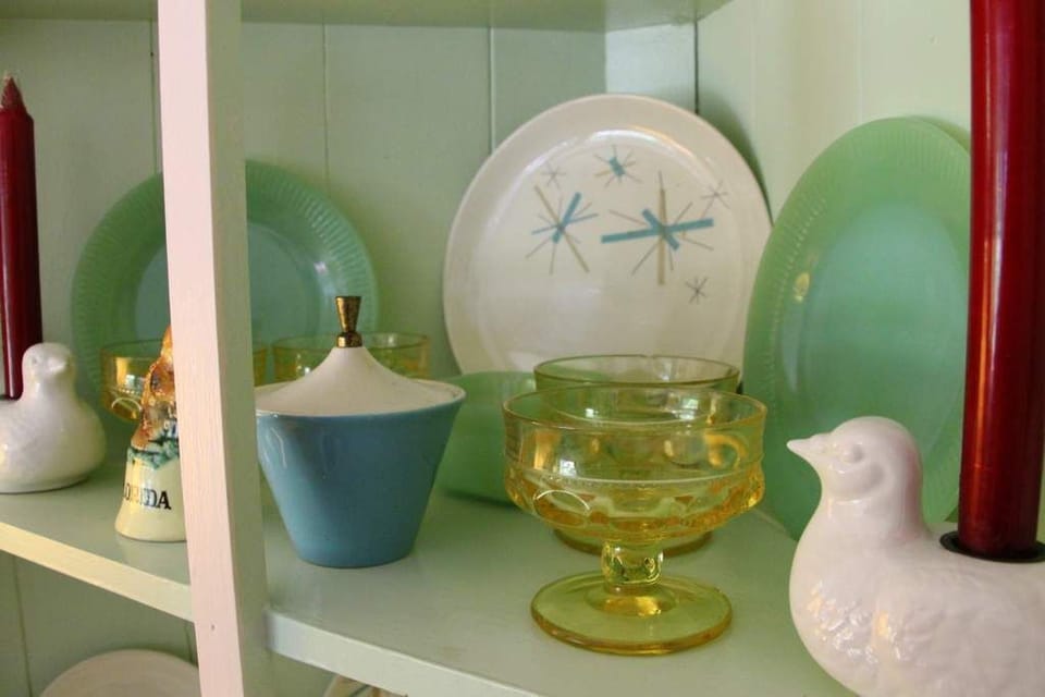 Huge assortment of Fifties tableware!