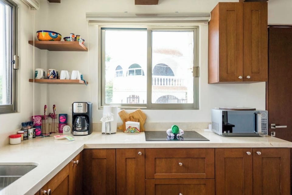 Fully equipped kitchen