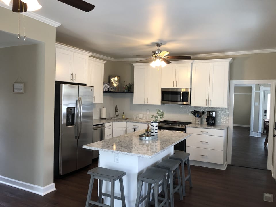 Newly renovated kitchen!