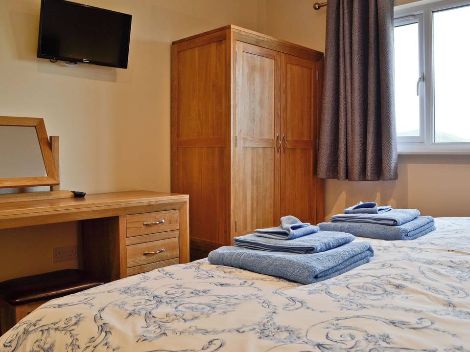 Double bedroom | Bluebell Lodge - The Lodges, Howey, near Llandrindod Wells