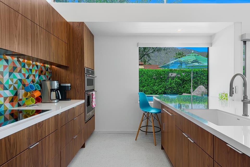 Stylish Fully-Equipped Kitchen