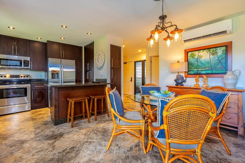 Open living space to enjoy family & friends while cooking! 