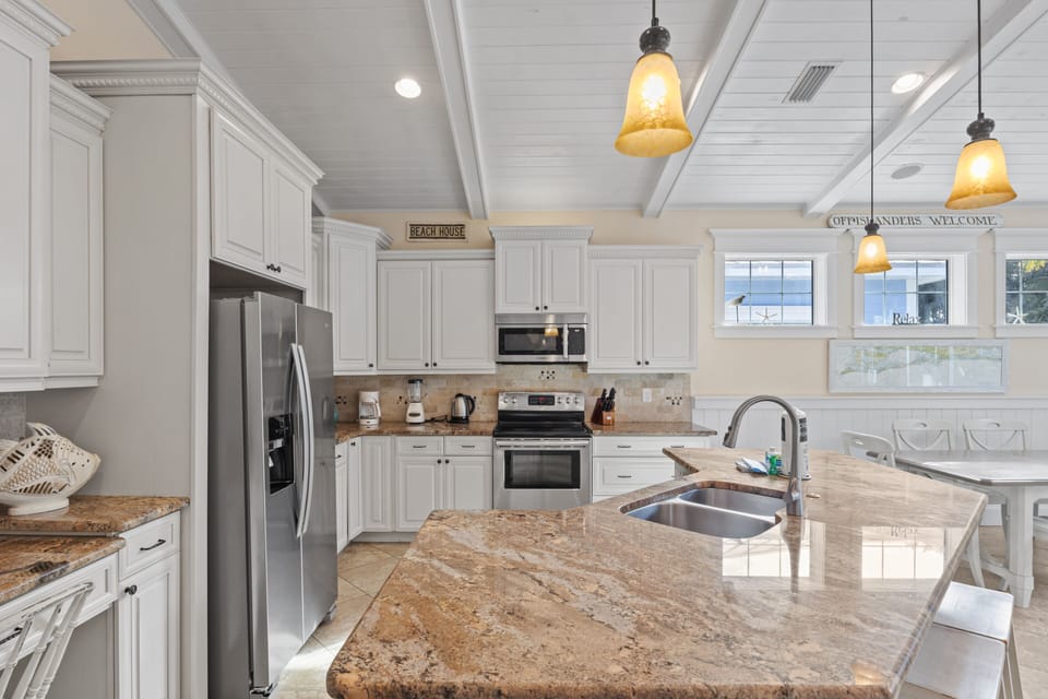 Fully equipped kitchen