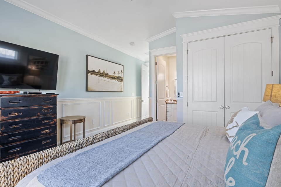 Top floor master bedroom- King bed and balcony