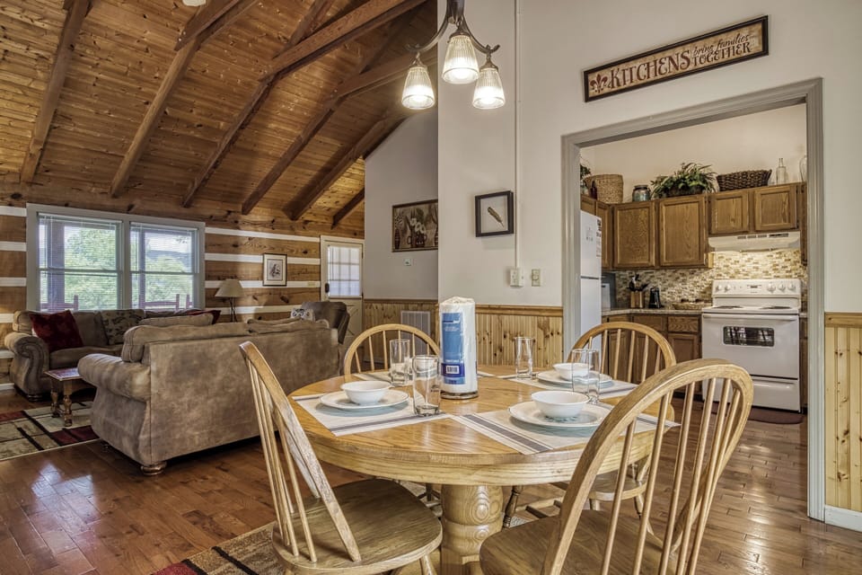 Cabin in the Smoky Mountains "Pleasant View" - Dining area, living room, and kitchen