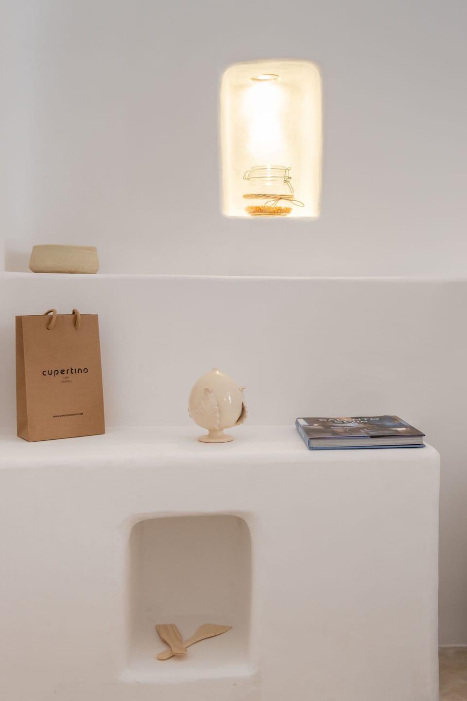 Hypo-allergenic bedding, minibar, in-room safe, desk