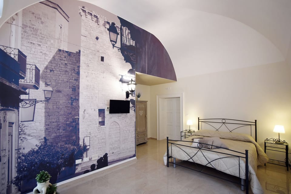 Deluxe Double Room | 1 bedroom, Frette Italian sheets, premium bedding, down comforters