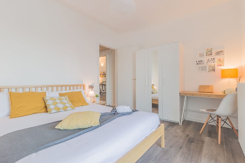 Apartment, 2 Bedrooms | Iron/ironing board, cribs/infant beds, free WiFi, bed sheets