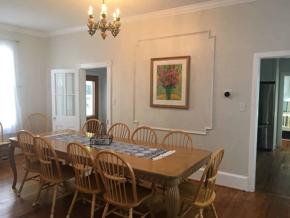 Dining Room - Seating for 14 to 20+