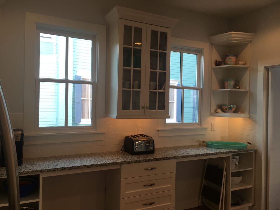 Lots of prep space and coffee station with both Drip style and French Press