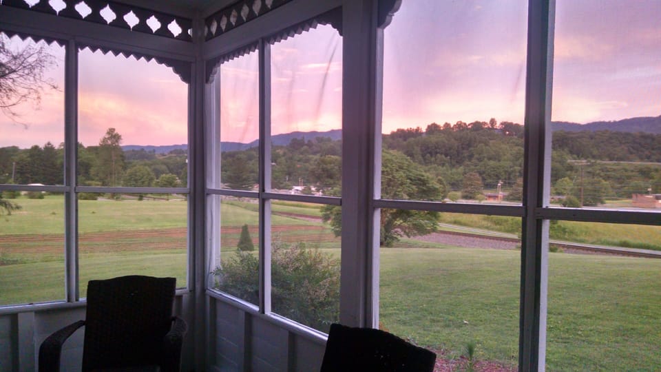 screened porch