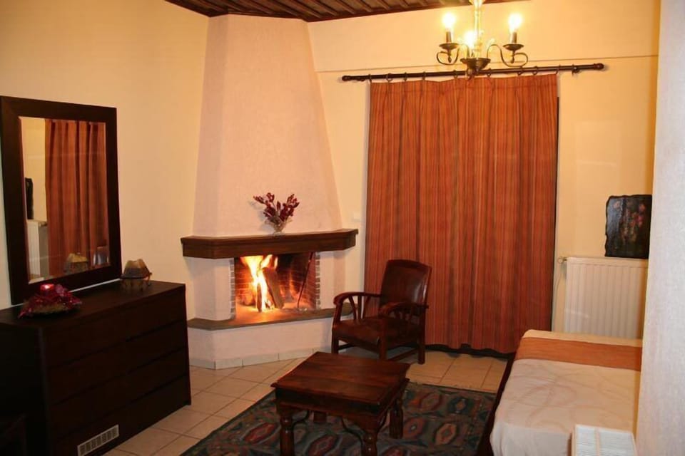 Double Room | In-room safe, blackout drapes, soundproofing, free WiFi