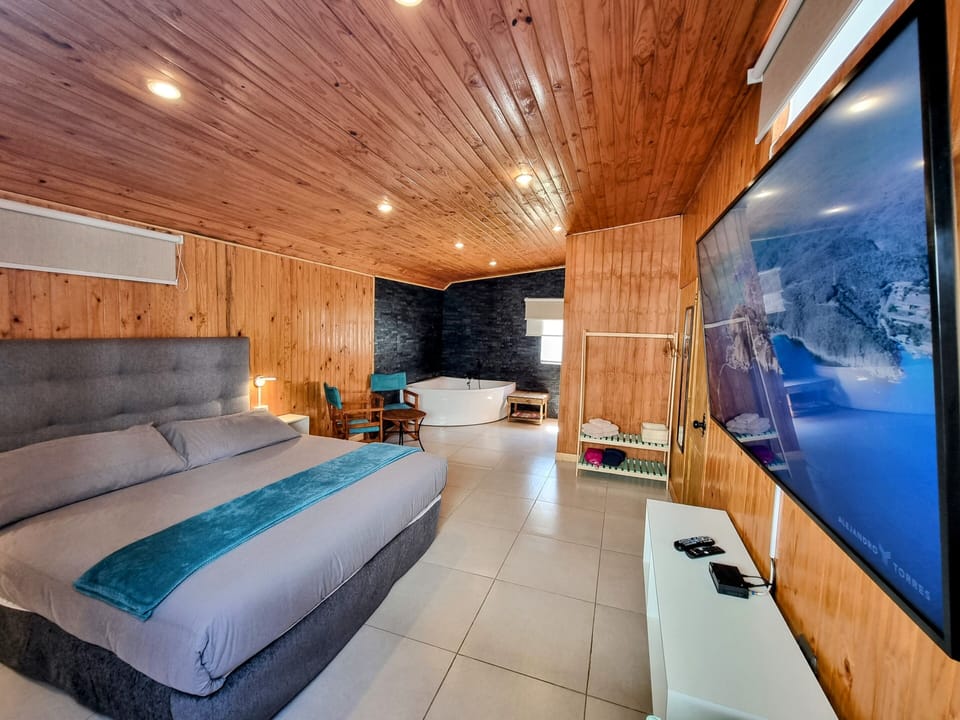 Superior Bungalow | Minibar, blackout drapes, iron/ironing board, free WiFi