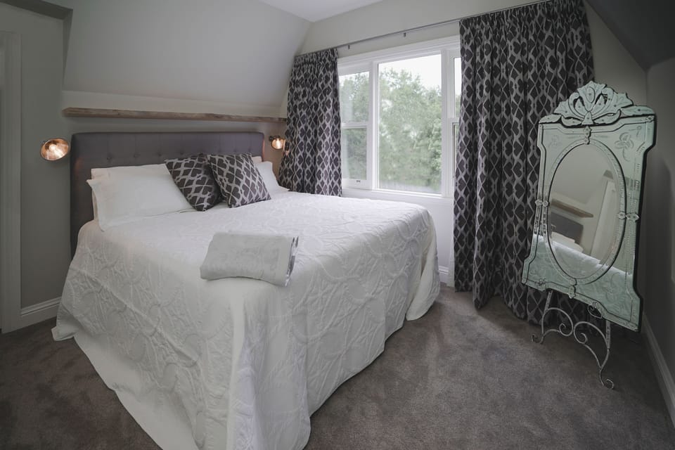 Master bedroom - luxury! 1 of 3 twin beds.