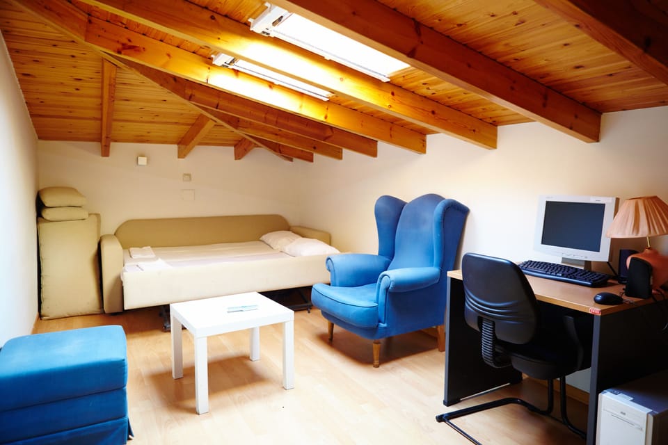Family Suite | Premium bedding, desk, blackout drapes, soundproofing
